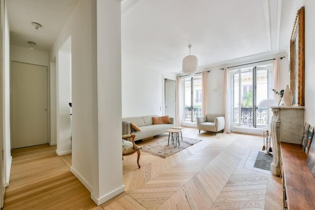 Lumineux Et Moderne Au Coeur De Apartment