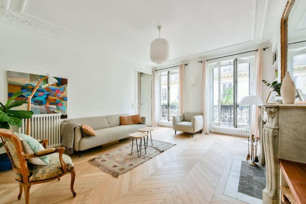 Apartment Lumineux Et Moderne Au Coeur De