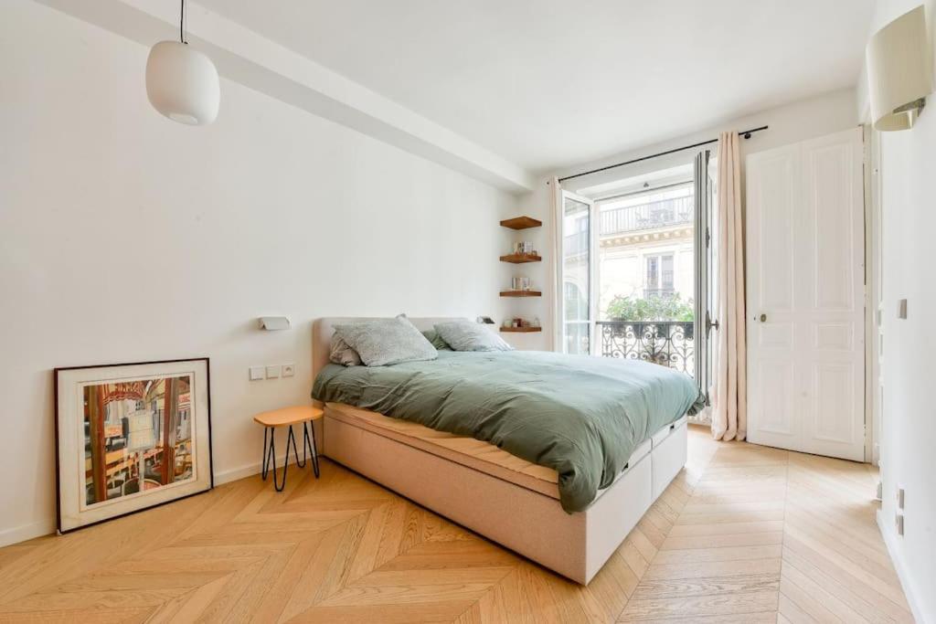 Apartment Lumineux Et Moderne Au Coeur De Paris